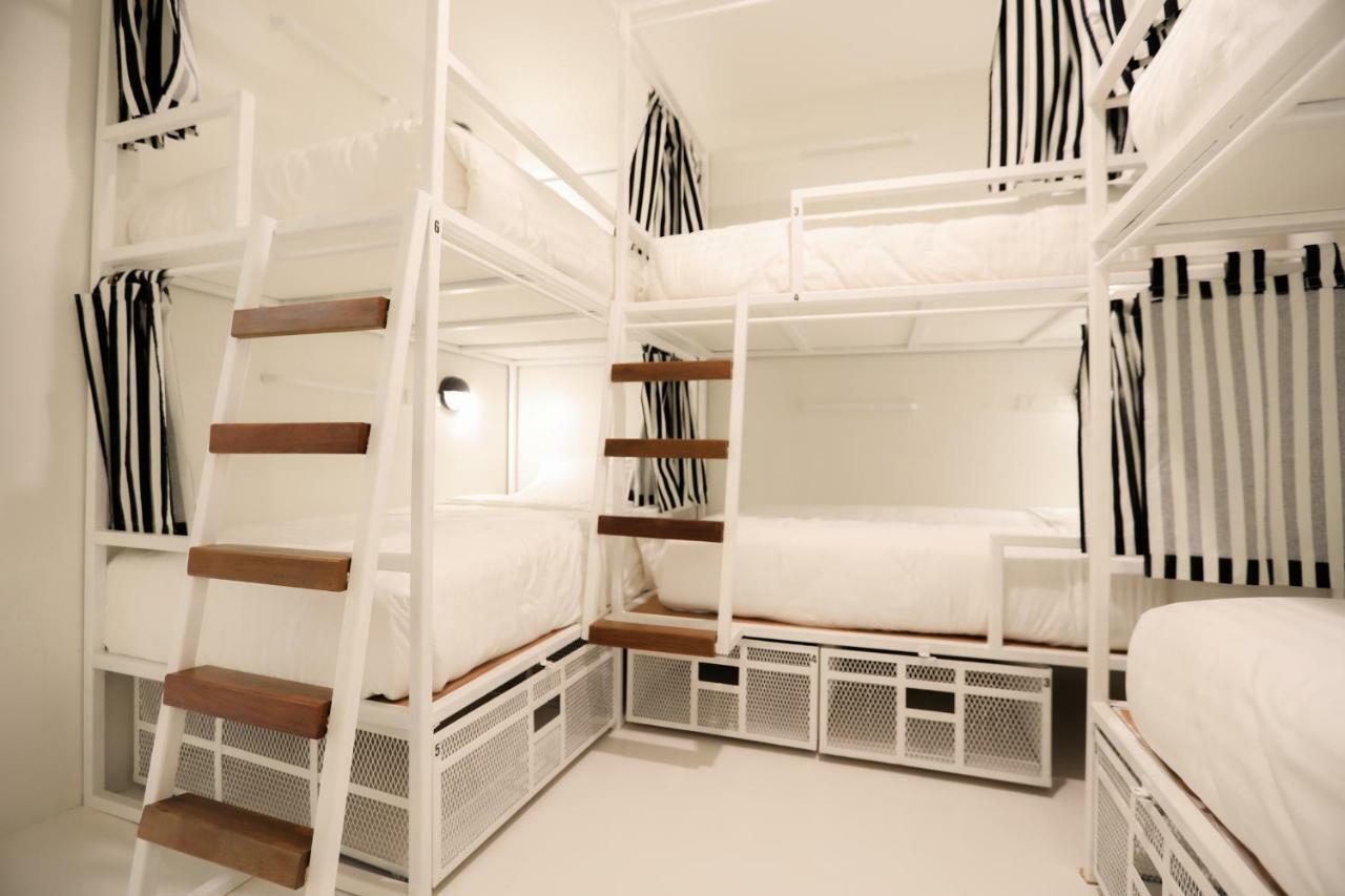 Hostel Lullaby Non-Smoking (Adults Only) Chiang Mai Exterior photo